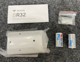 New/Unclaimed VERKADA BR32 Wireless Motion Sensor White BR32-HW - $877.87 MXN