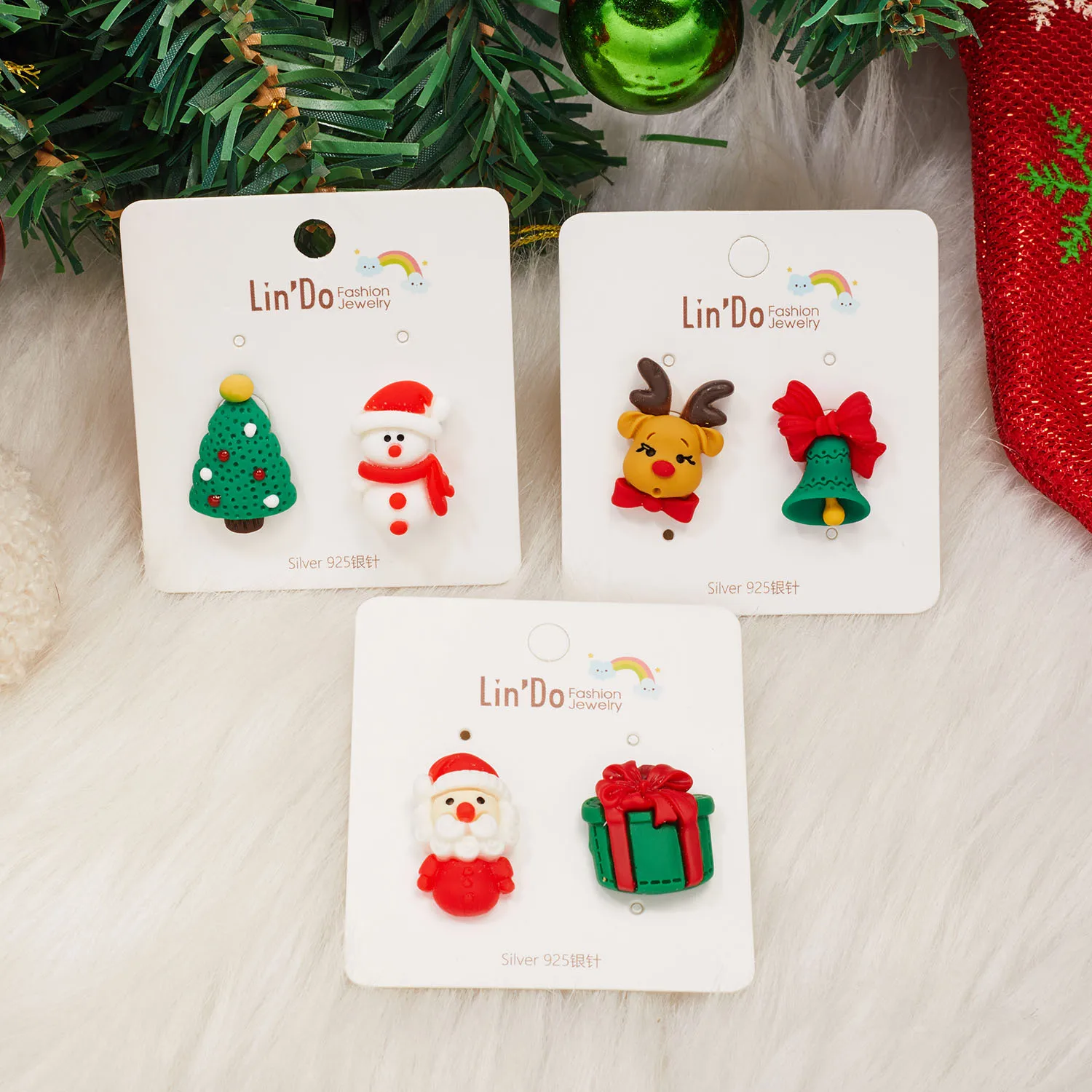 Sporting Fashion Christmas Ornaments Stud Earrings For Women Santa Claus Snowman - £18.44 GBP