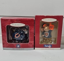 Chicago Bears Hallmark Keepsake Ornaments -  Football NFL Lot Of 2 Vtg  - €15,36 EUR