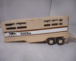 TONKA 7&quot; Long Horse Cattle Trailer Transport 1970s Metal Press Steel 811... - $9.90