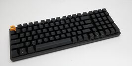 GLORIOUS GMMK 2 Gaming Mechanical Keyboard Hotswap 96% - Black image 2