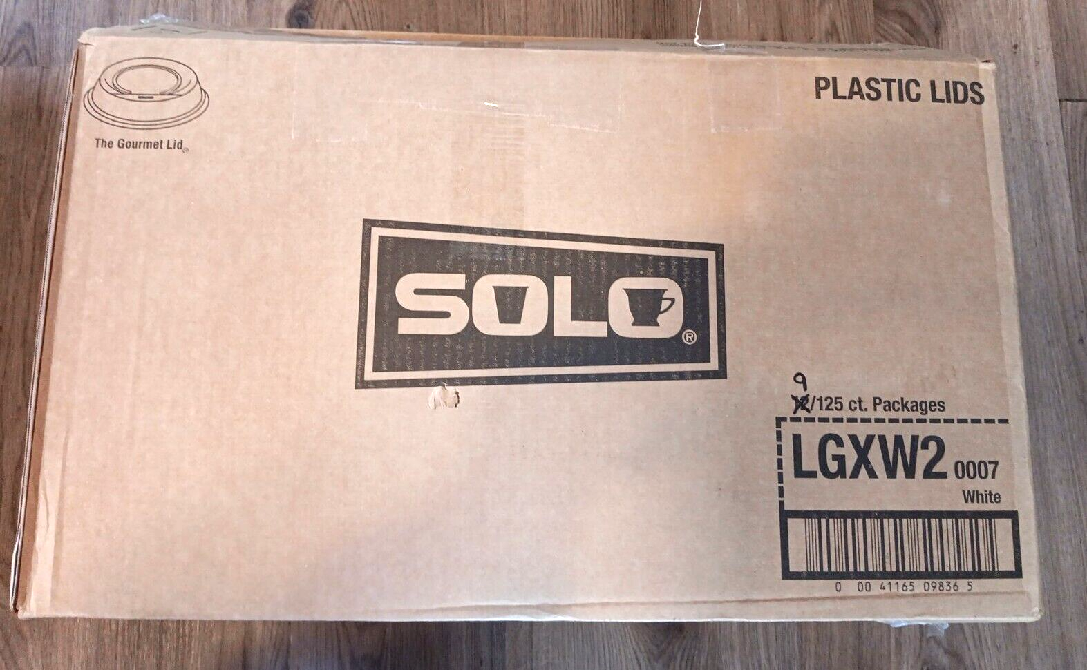 Solo LGXW2-0007 White Plastic Gourmet Dome Lid - Partial Case - 9 sleeves/1,125 - $10.00