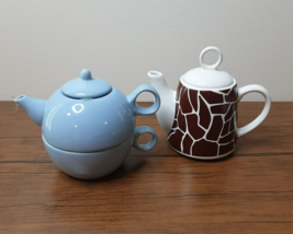 Lot Of Two Vintage Teapots Amsterdam porcelain Works And A Giraffe print Tea Pot - £22.27 GBP