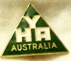 Vintage Australia Youth Hostel Association Pin YHA - $7.23