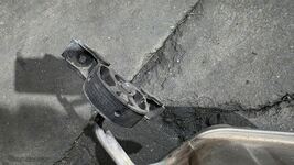 X5 01-06 4.4 Driver Left Exhaust Muffler 75691 image 8