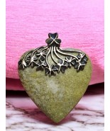 925 Ireland Sterling Silver Heart Pendant Green Stone Celtic Vine Design - £42.62 GBP