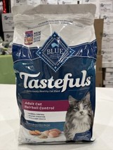 Blue Buffalo Tastefuls Hairball Control Natural Adult Dry Cat Food Chick... - $43.65