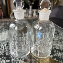 2 VINTAGE ACID ACETIC HC2H3O2 &amp; CH3COOH APOTHECARY BOTTLES with STOPPER - £26.28 GBP