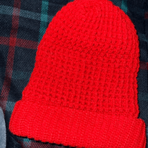 Avon Vintage Knit Red Hat New in Box - £12.33 GBP