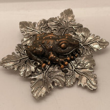 Vintage Signed Sylvia Dahl Neiman Marcus Tree Frog Scarf Clip Pin Brooch 2.25” - £9.58 GBP
