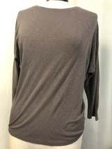 Lucy &amp; Laurel Women&#39;s Gray 3/4 Length Sleeve Top Size Med - £9.68 GBP