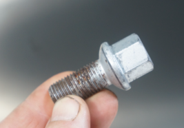 03-2012 mercedes r230 sl500 c230 r350 SHORT spare wheel lug nut bolt 1 pc - €11,91 EUR