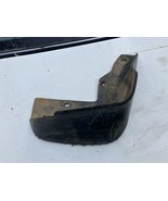 94-97 HONDA ACCORD FRONT RIGHT MUD FLAP SPLASH GUARD SHIELD RIGHT SEDAN - $37.34 CAD
