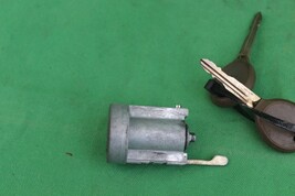 01 Stratus 2.4L AT Engine Control Computer Module ECU ECM Immobilizer MR514385 image 4