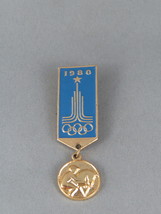 Vintage Summer Olympic Games Pin - Moscow 1980 Equestrian Event - Medallion Pin - £11.99 GBP