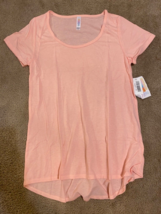 New with Tags LuLaRoe Classic Tee - Size XS XSmall - Light Pastel Pink Peach - £7.43 GBP