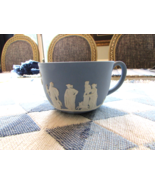 Wedgwood Jasperware Small CupWhite Relief Made in England  2.25&quot; - $184.48 MXN