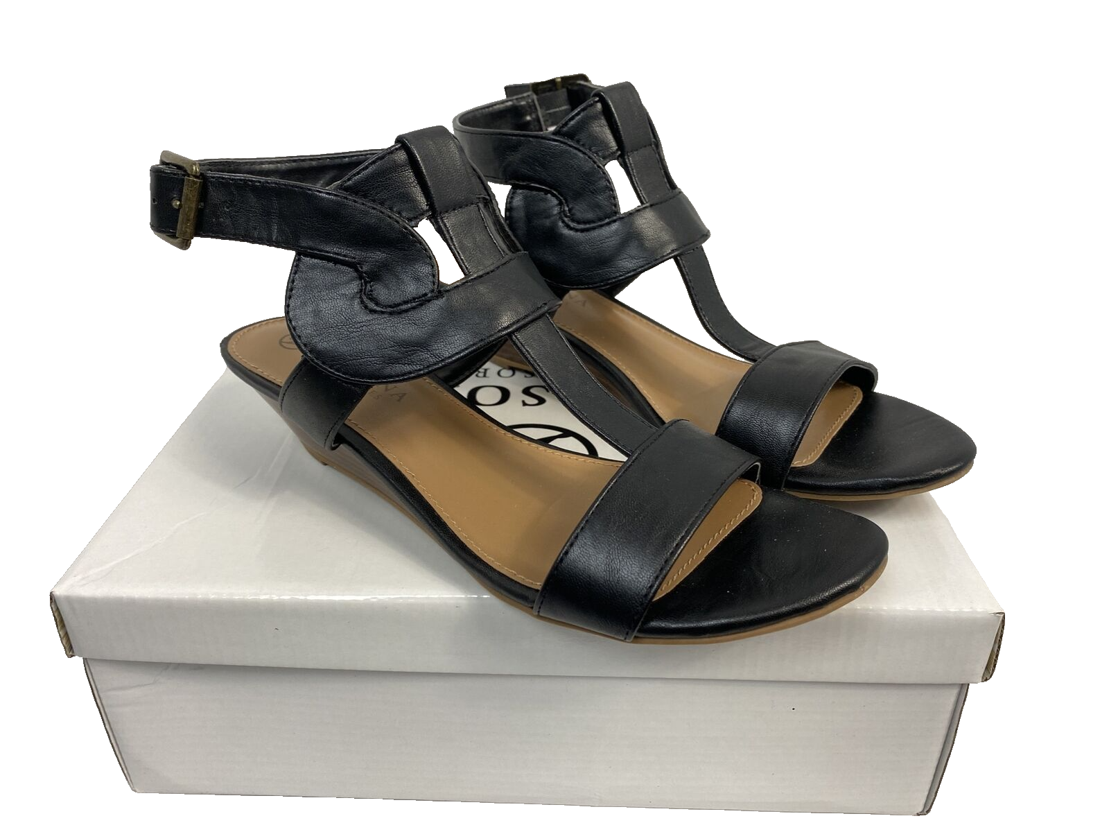 Versona Strappy Low Wedge Faux Leather Sandal Women&#39;s Size 9 - $18.99