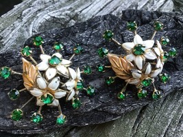 Vintage White Enamel Flowers with Green Crystal Spray Sterling Clip On Earrings - £25.91 GBP