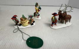 Dept.56 &quot;Santa&#39;s Little Helpers&quot; Heritage Village Collection #5610-3 Set... - $192.39 MXN