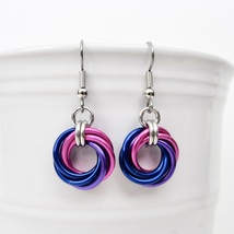Bisexual pride earrings, love knot chainmail bi pride jewelry - £13.58 GBP