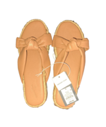 Universal Thread Tan Women&#39;s Sandals sz 7.5 Memory Foam New with Tags - $21.73