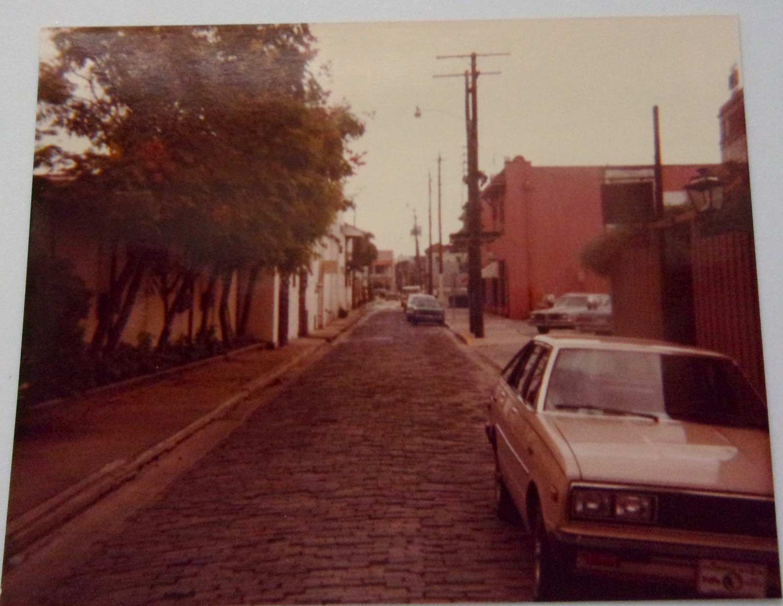 Vintage A Brick Paved Street In St Agustine Florida 1982 - $1.99