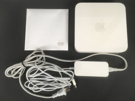 Apple AirPort Extreme Base Station A1354 W/cord &amp; Software/Instructions Bundle - £17.18 GBP