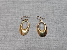 Vintage Gold Tone Open Hoop Oval Earrings, 1&#39;&#39; Long - £7.52 GBP