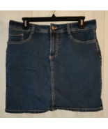 NEW WOMENS ST. JOHN&#39;S BAY FIVE POCKET DARK WASH DENIM SKORT  SIZE 10 - $47.80 CAD