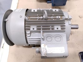 Siemens 112M-2 B8 AC Motor , 4kW  - $409.00