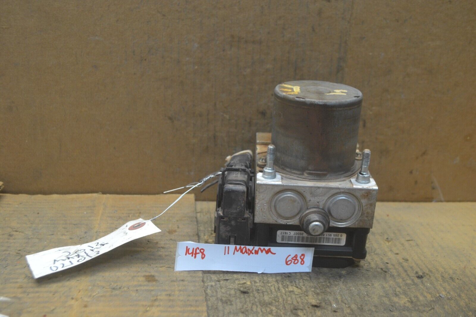 2011-2014 Nissan Maxima ABS Pump Control OEM 47660ZY90C Module  688-14f8 - $7.99