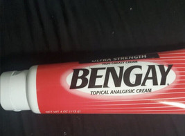 NEW- BENGAY ULTRA STRENGTH PAIN RELIEVING CREAM 4 OZ- MUSCLE, JOINT, BAC... - $4.93