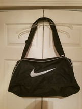 Nike Medium Duffle Bag Athletic Sports Black Grey Gym Bag (NWOT) - £23.45 GBP