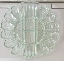 LE Smith Egg Plate Deviled Egg Relish Tray Clear Glass Scalloped Edge Vi... - €8,97 EUR