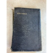 The Holy Bible Containing The Old And New Testaments 1957 - £15.47 GBP