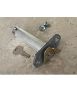 RARE OEM PACHISLO Slot Machine Door Lock / Key for Babel and others (See... - €47,24 EUR RARE OEM PACHISLO Slot Machine Door Lock / Key for Babel and others (See... - €47,24 EUR