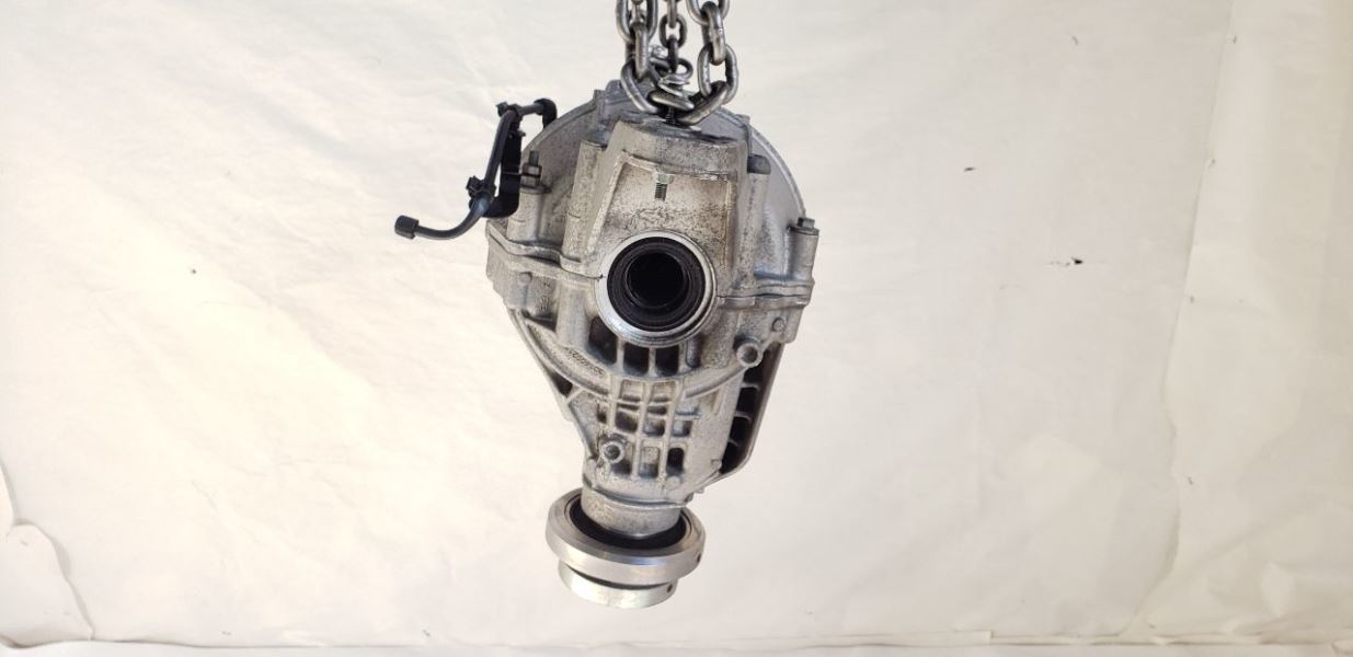 2018 Maserati Levante OEM Rear Carrier Differential Assembly Item image 4