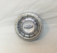 Vintage 1962 1963 1964 1965 Chevrolet Center Horn Button Cap #3791467 - £19.65 GBP
