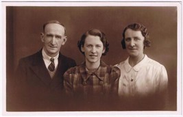 Postcard RPPC Young Lady In Plaid Top With Parents 1941 - £2.75 GBP