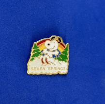 Snoopy Seven Springs Ski Resort Pennsylvania Souvenir Lapel Pin - £9.56 GBP