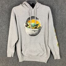 Star Wars Baby Yoda Hoodie Men&#39;s Medium Pullover Cotton Blend Graphic Pr... - $347.10 MXN