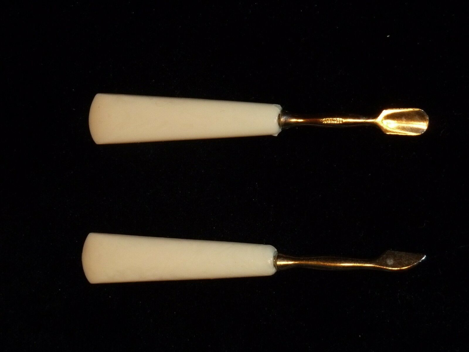 VINTAGE WEST WESTERN GERMANY MANTESSA TRAVEL TOILETRY COSMETICS GROOMING KIT SET Item image 7