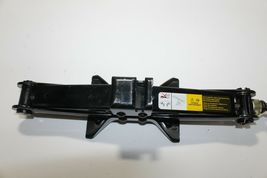 2005-2006 SAAB 9-2 AERO EMERGENCY SPARE TIRE JACK TOOL K8551 image 2