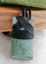 New zealand jade greenstone Pounamu Toki Large Toki pendant / necklace 50 mm - £71.77 GBP