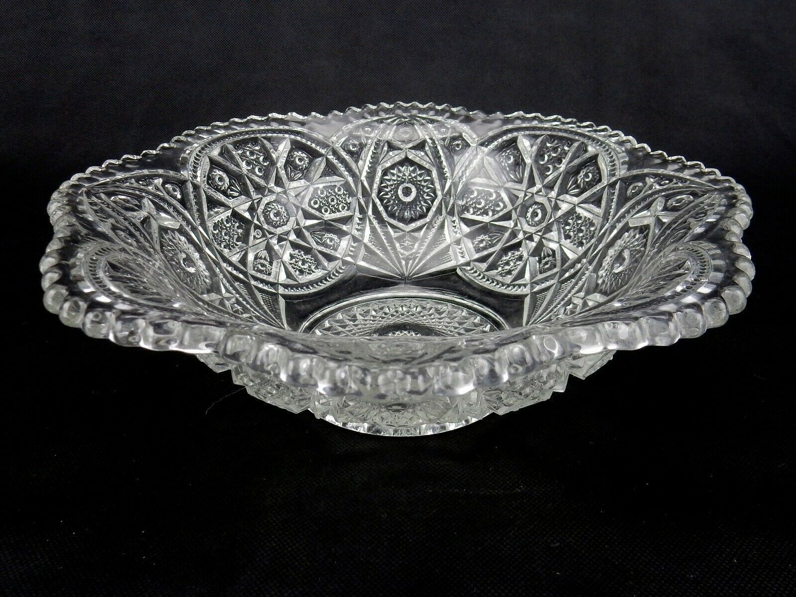 EAPG Clear Glass Decorative 10" Serving Bowl with Sawtooth Edging Vintage 1900's Item image 5