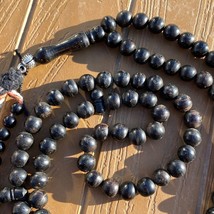 VINTAG islamic sofi masbaha 7.5mm 100 beads Black Coral Prayer beads Yusr yemen - £132.15 GBP