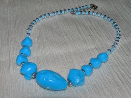 Estate Turquoise &amp; Sky Blue &amp; Silvertone Tapered Plastic Bead Necklace – - £6.97 GBP