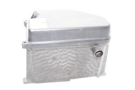 01-05 LEXUS IS300 Relay Fuse Box Housing F3154 image 10