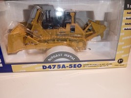 KOMATSU D475A -5EO   CRAWLER  DOZER by  1st Gear  1:50 scale  NEW IN THE... - £109.65 GBP